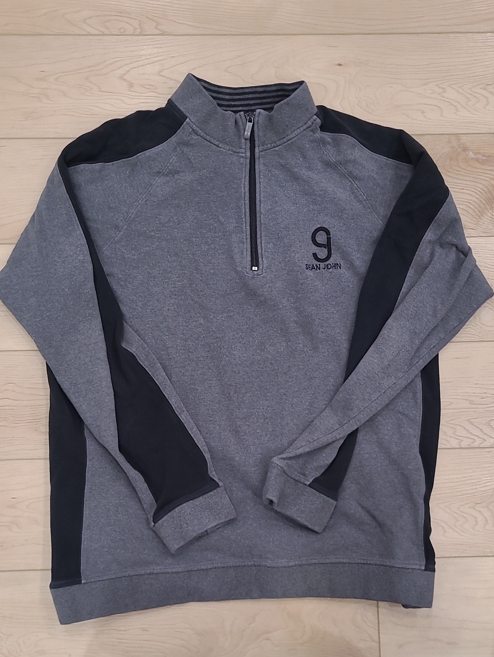 2000's Sean John Grey Quarter-Zip Pullover Sweatshirt